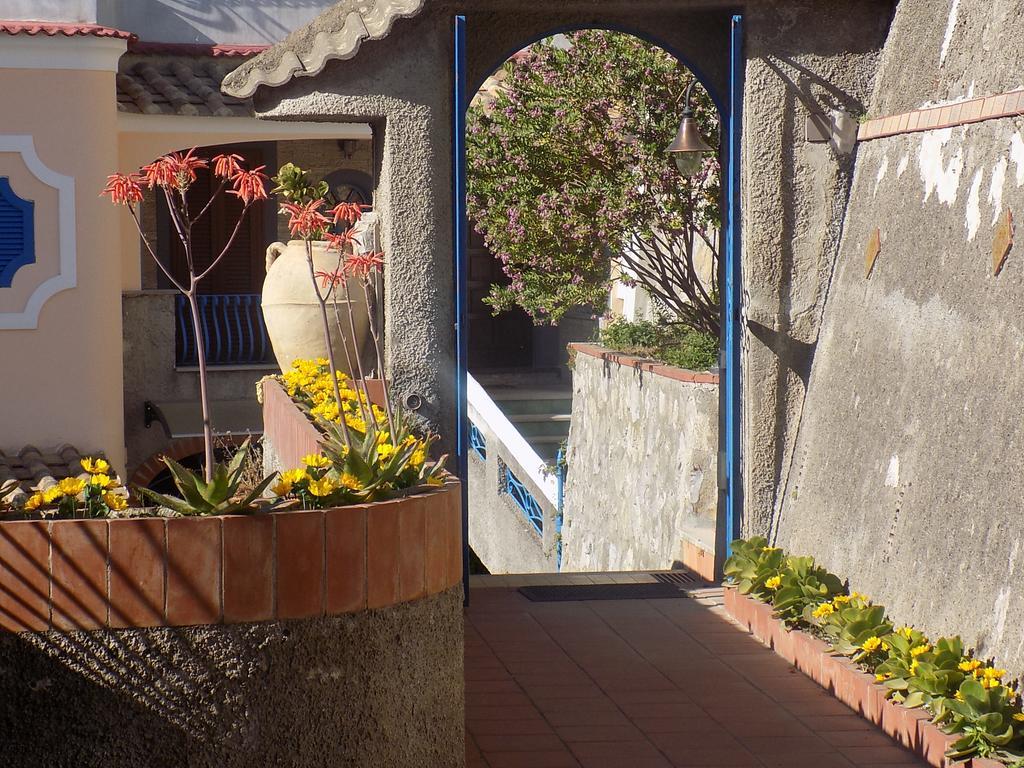 Maison De Fleurs مايوري المظهر الخارجي الصورة